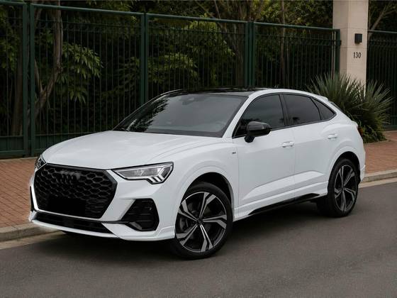 AUDI Q3 2.0 40 TFSI GASOLINA SPORTBACK PERFORMANCE BLACK QUATTRO TIPTRONIC